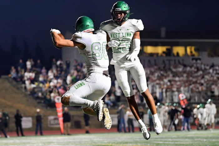 West Linn Tualatin football Oregon October 7 2022 Leon Neuschwander 24